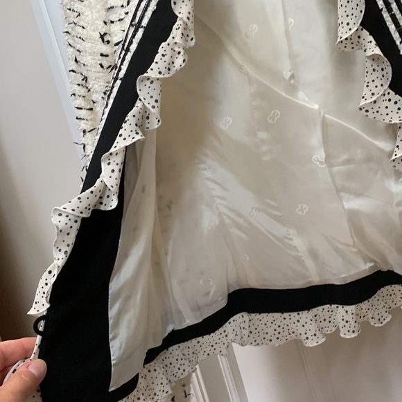 Escada Boucle Tweed Ruffle Edge Jacket Black White Faux Patent Bow Sequin Trim - Picture 9 of 16